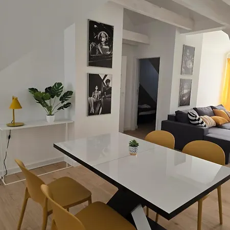 Appartement Orkana Street
