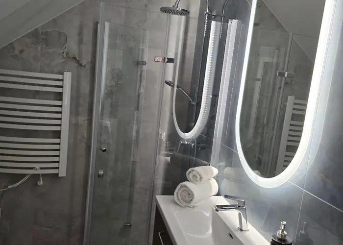 Apartment Orkana Street